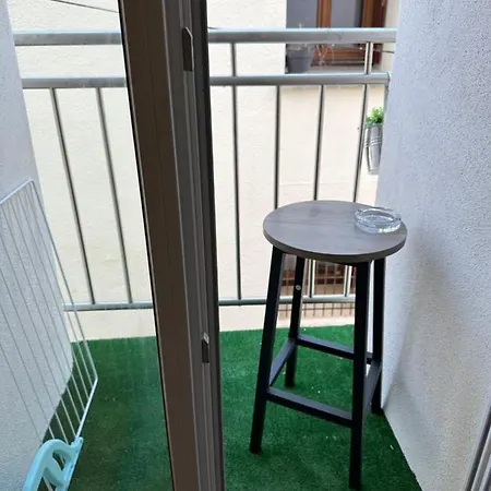 Lou Apartment *